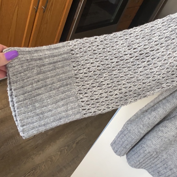 Love and Legend sweater - Picture 2 of 5